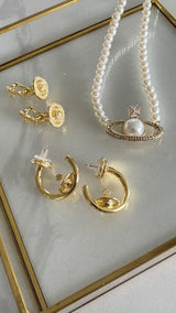 Venus Pearl Necklace