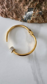 Terrance Bangle