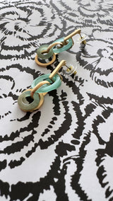 Amaris Earring