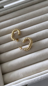 Devi Hoop