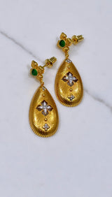 Nandi Earring