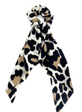 Nevi Hair Scrunchie