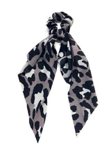 Nevi Hair Scrunchie