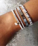 Nia Bangle