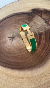 Stratford Bangle Gold