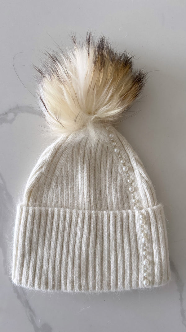 Walker Pompom Hat