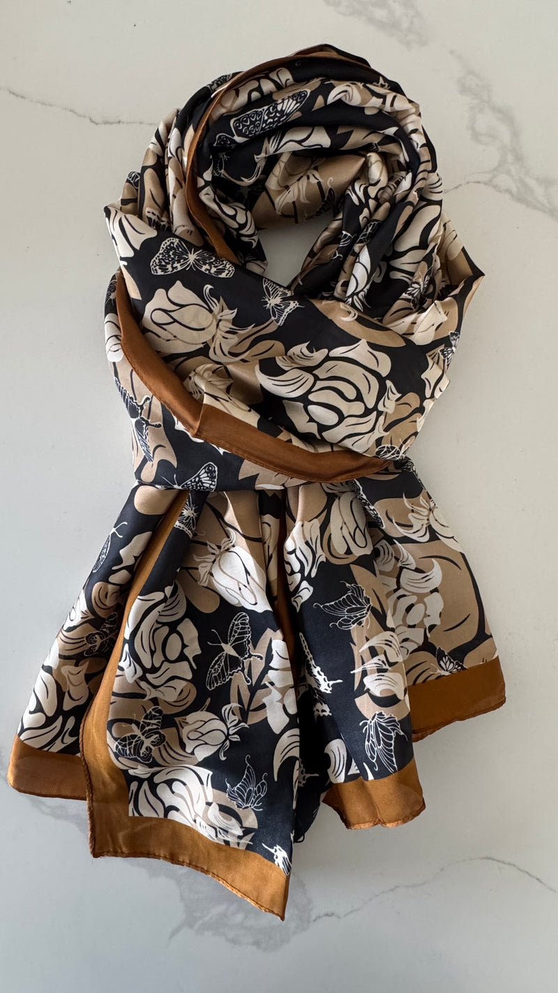 Nicky Scarf