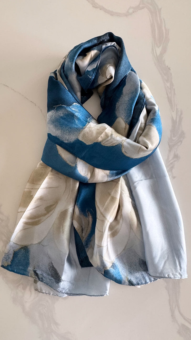 Julia Scarf