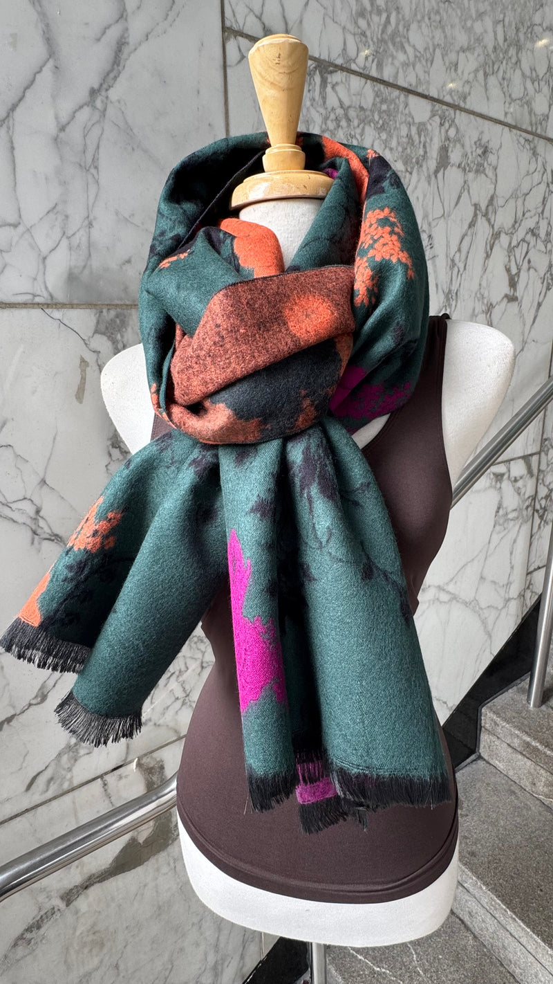 Stephanie Scarf