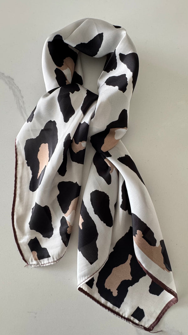 Claudia Neck Scarf