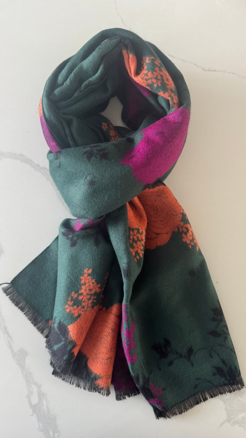 Stephanie Scarf