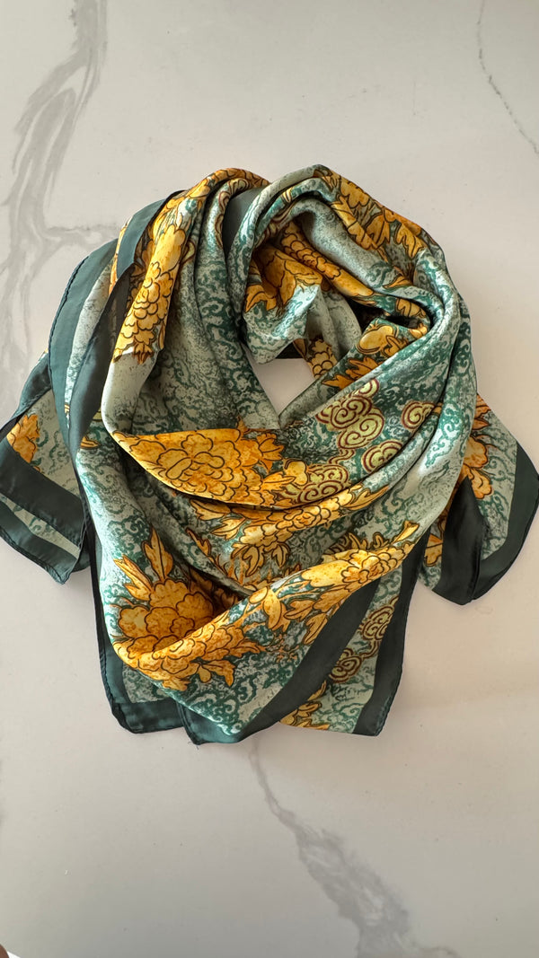 Dedra Scarf