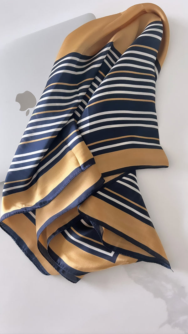 Leslie Neck Scarf